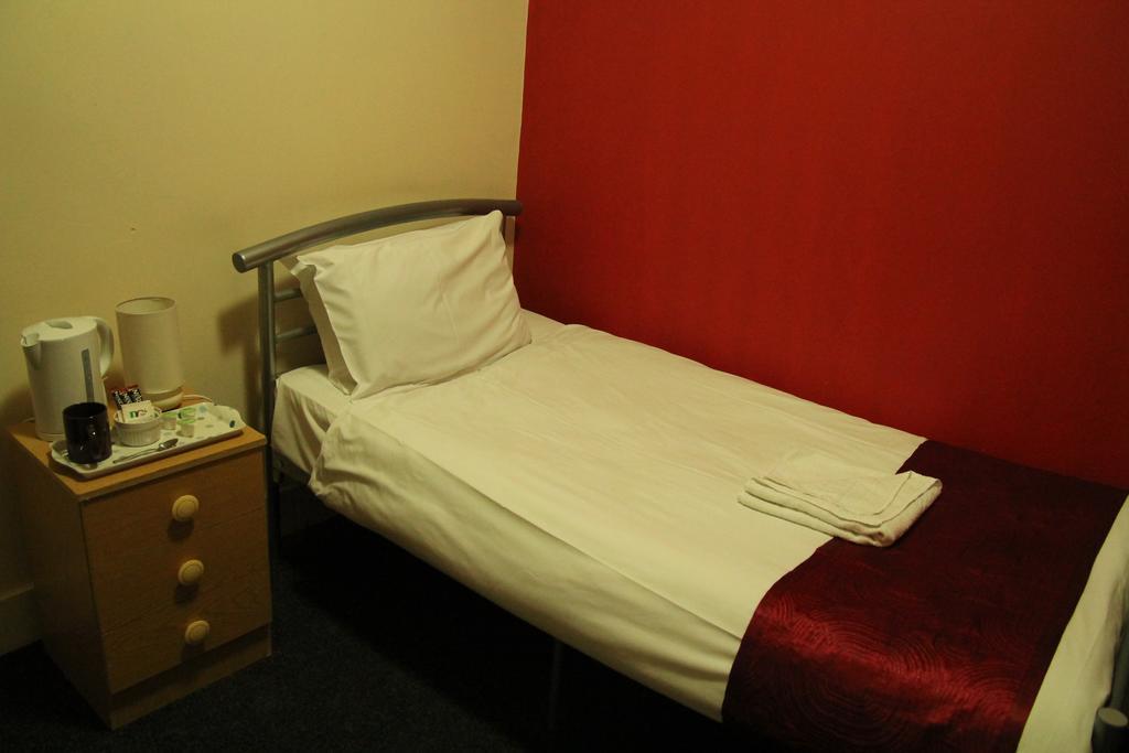 London Olympus Hotel Nirvana Ruang foto